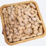 بادام زمینی با پوست